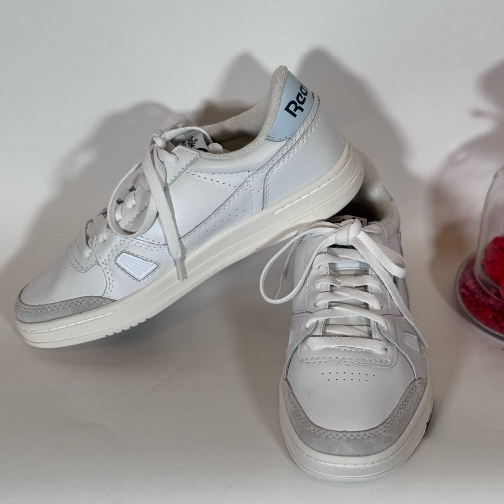 NEW Reebok LT Court Shoes